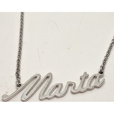 collar de nombre plata
