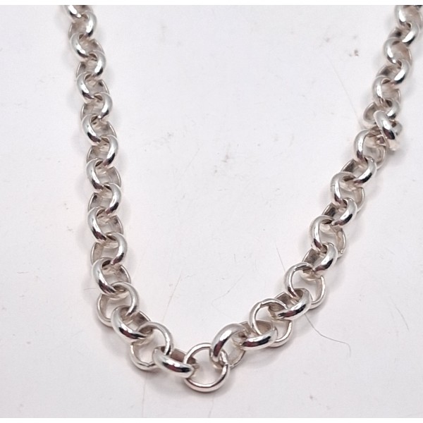 cadena de plata