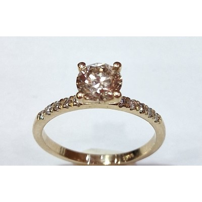 Anillo de oro de 14 ktes con brillantes