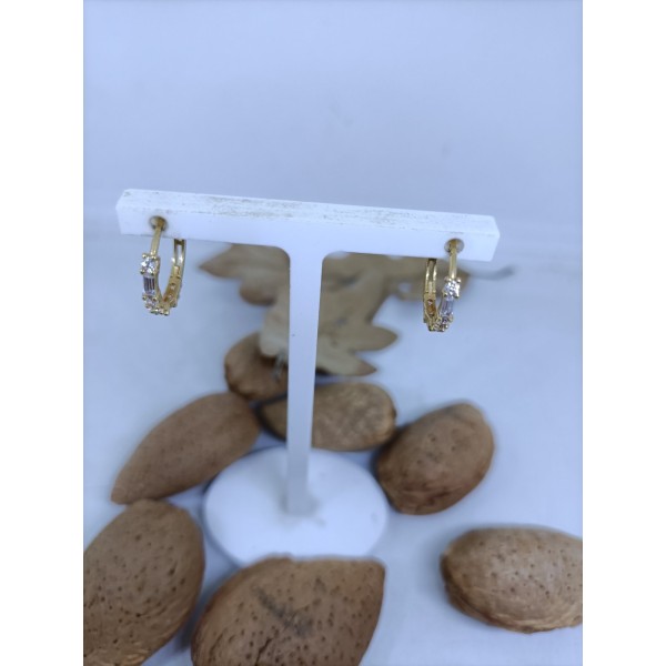 Pendientes de oro con zc
