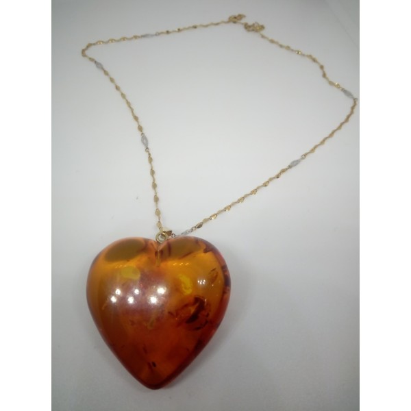 Cadena con colgante con ambar