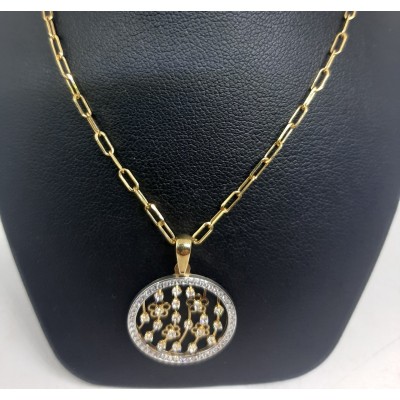 Colgante y cadena de oro amarillo
