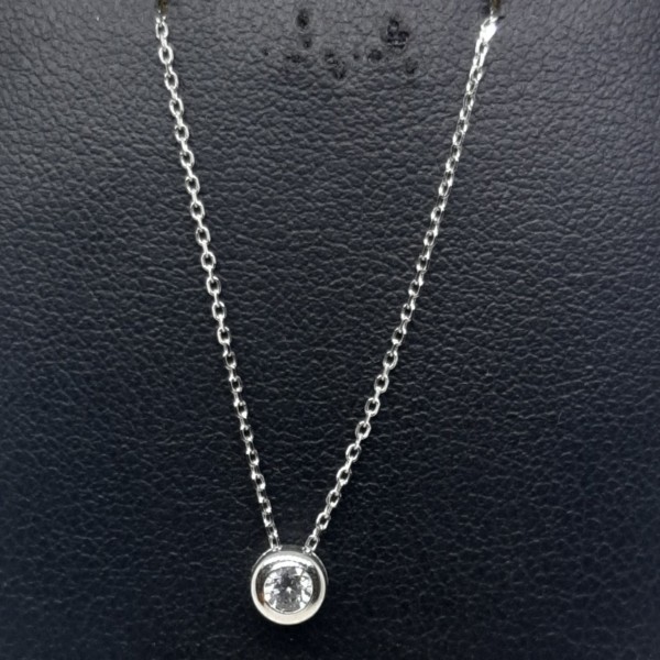 cadena con colgante oro blanco