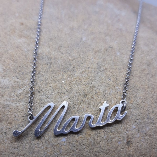 Gargantilla nombre plata