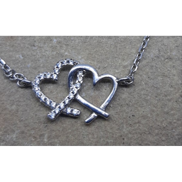 Cadena con colgante corazones