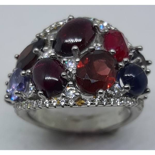 Sortija con piedras
