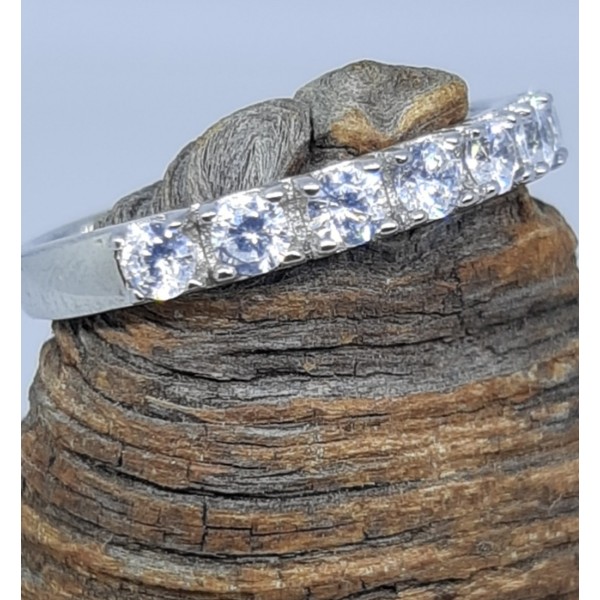Sortija piedras