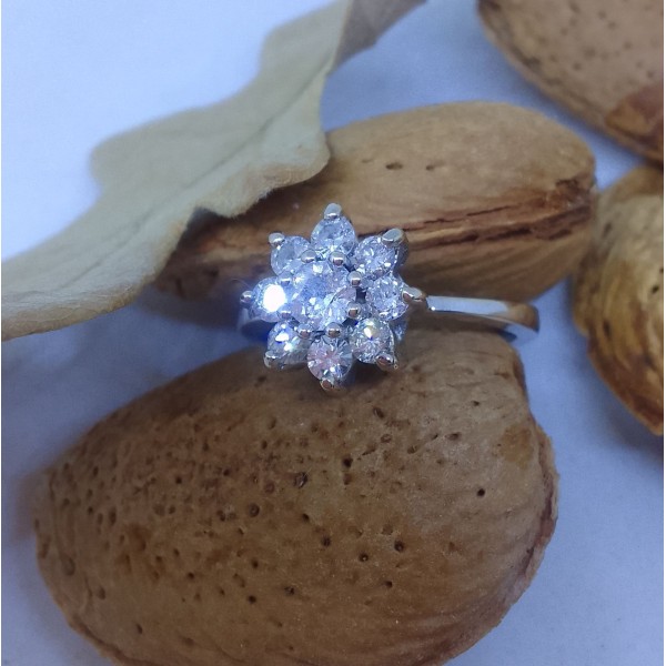 Sortija roseton brillantes