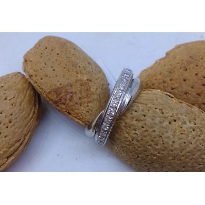 Sortija cruzada brillantes