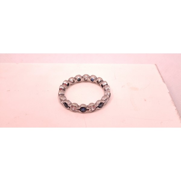 Anillo oro blanco con zafiros y brillantes