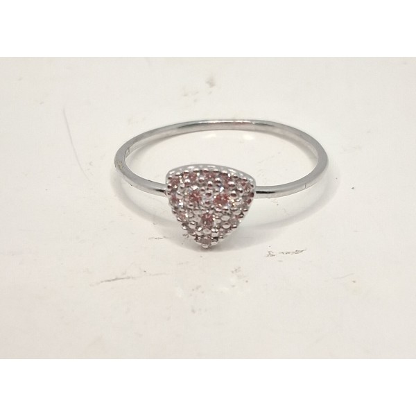 Anillo de oro con brillantes